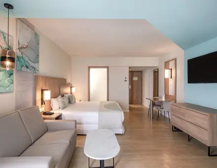 Jr. Suite con vista mar lateral