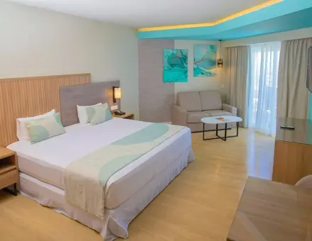 Jr. Suite